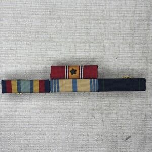 Lot of vintage US military ribbon bars Pins With 1  Star Vietnam Era